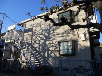 �����s�����q�s���{�����P����23-2�̃A�p�[�g�̌����O��