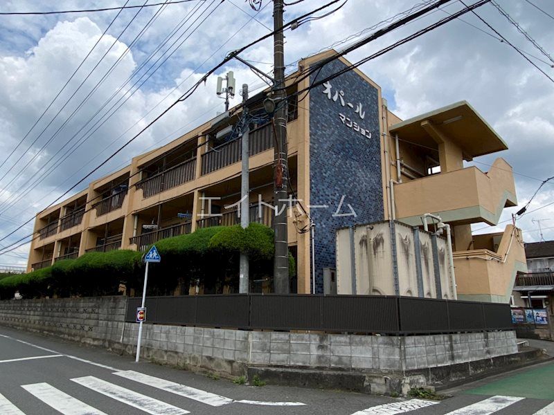 �����s�����q�s���쒬719�̃}���V�����̌����O��