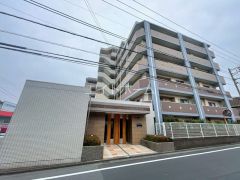 �����s�����q�s���J��912-4�̃}���V�����̌����O��