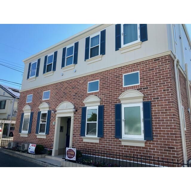 �����s�����q�s�Œ��P����15�̃A�p�[�g�̌����O��