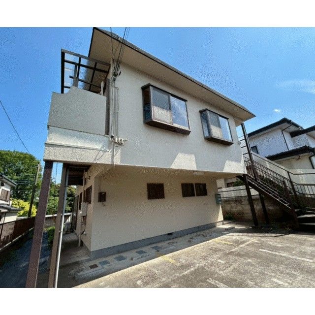 �����s����s�������T����7�[5�̃A�p�[�g�̌����O��