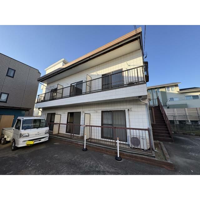 �����s�����q�s�k�쒬534-2�̃A�p�[�g�̌����O��