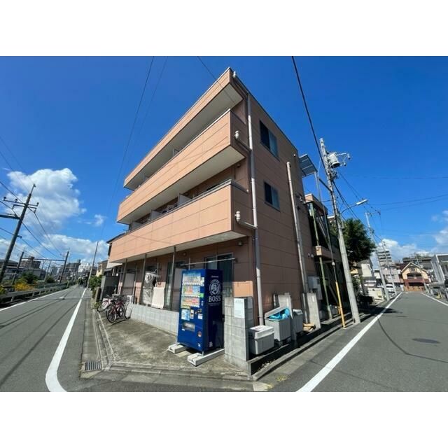 �����s�����q�s���咬46-24�̃}���V�����̌����O��