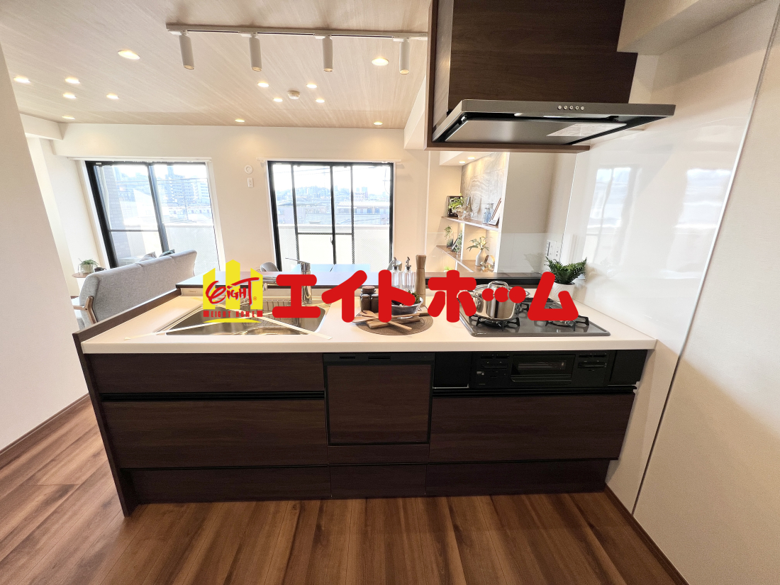 �����s�����q�s�x�V��2���ڂ̒��Ã}���V�����̃L�b�`��