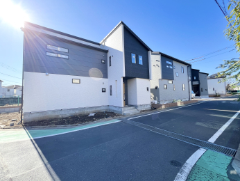 �����s�����q�s�茴���̐V�z��ˌ��Ă̑O�ʓ��H�܂ތ��n�ʐ^