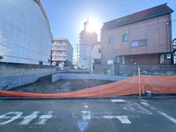 �����s�����q�s�Ǖ����̐V�z��ˌ��Ă̌��n�O�ώʐ^