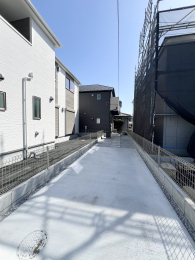 �����s�����q�s��y�����̐V�z��ˌ��Ă̌��n�O�ώʐ^