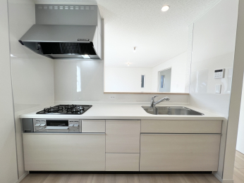 �����s�����q�s��y�����̐V�z��ˌ��ẴL�b�`��