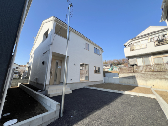 �����s�����q�s������̐V�z��ˌ��Ă̌��n�O�ώʐ^