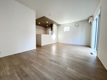 �����s�����q�s������̐V�z��ˌ��Ẵ��r���O