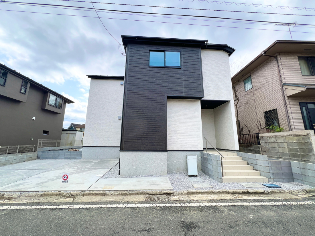 �����s�����q�s������̐V�z��ˌ��Ă̌��n�O�ώʐ^