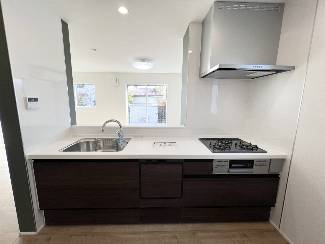 �����s�����q�s���������̐V�z��ˌ��ẴL�b�`��