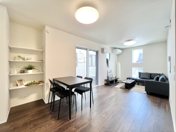 �����s�����q�s�U�c��2���ڂ̐V�z��ˌ��Ẵ��r���O