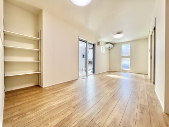 �����s�����q�s�U�c��2���ڂ̐V�z��ˌ��Ẵ��r���O