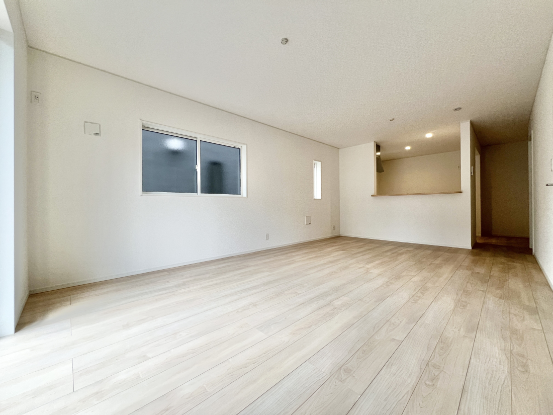 �����s�����q�s�������q��2���ڂ̐V�z��ˌ��Ẵ��r���O