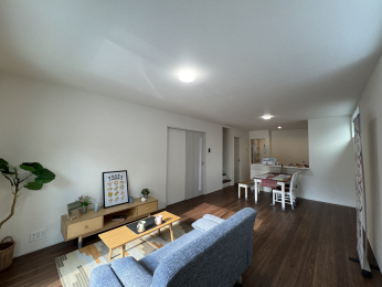 �����s�����q�s�������q��1���ڂ̐V�z��ˌ��Ẵ��r���O