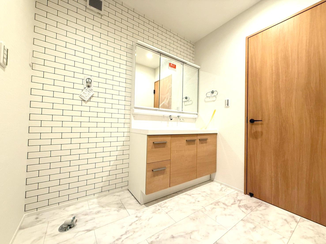 �����s�����q�s�߂����3���ڂ̐V�z��ˌ��Ă̐��ʑ�E���ʏ�