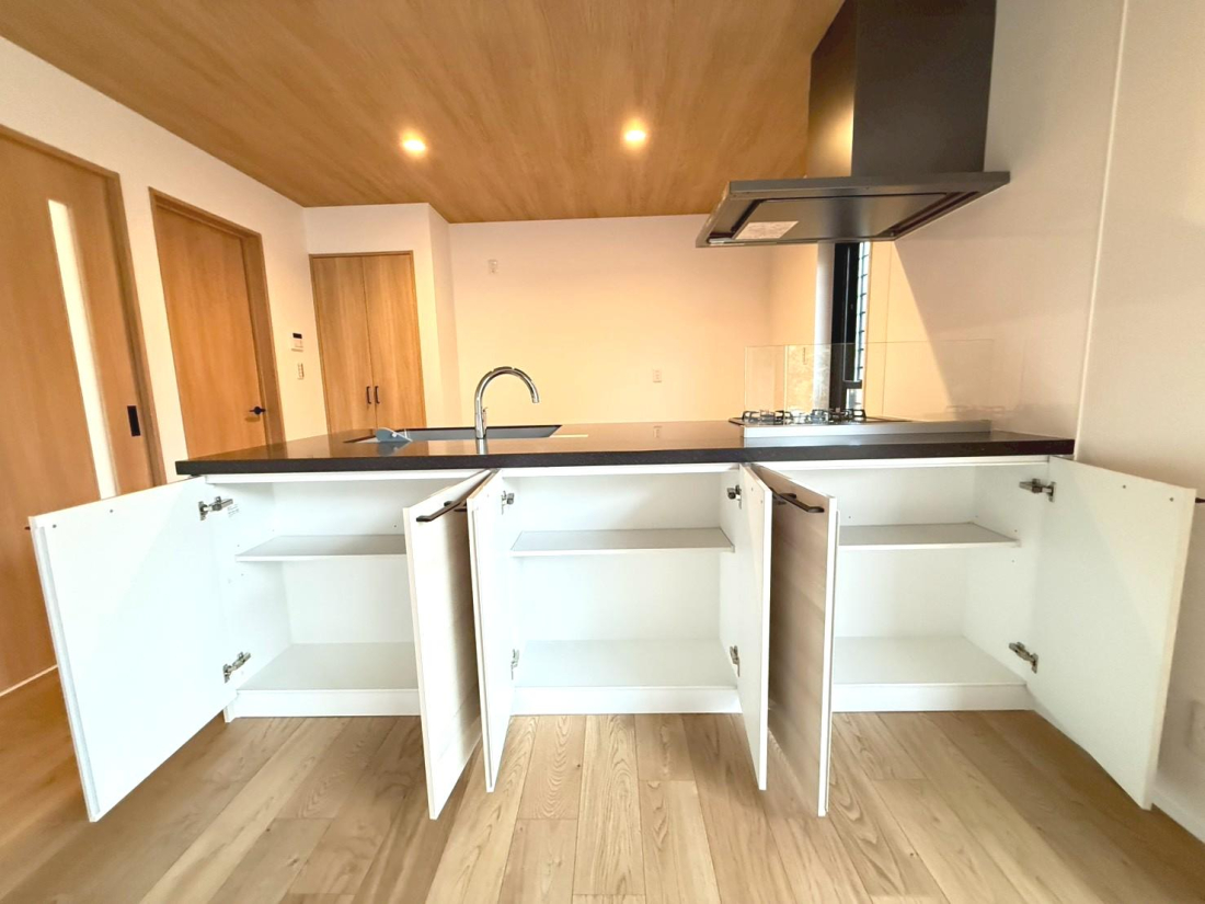 �����s�����q�s�߂����3���ڂ̐V�z��ˌ��ẴL�b�`��