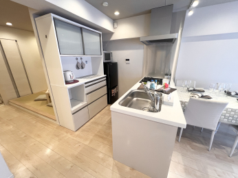 �����s�����q�s���_��4���ڔ����q�s���؏��w�Z�����q�s���ؒ��w�Z�̒��Ã}���V�����̃L�b�`��