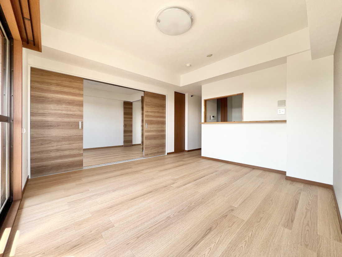 �����s�����q�s������̒��Ã}���V�����̃��r���O