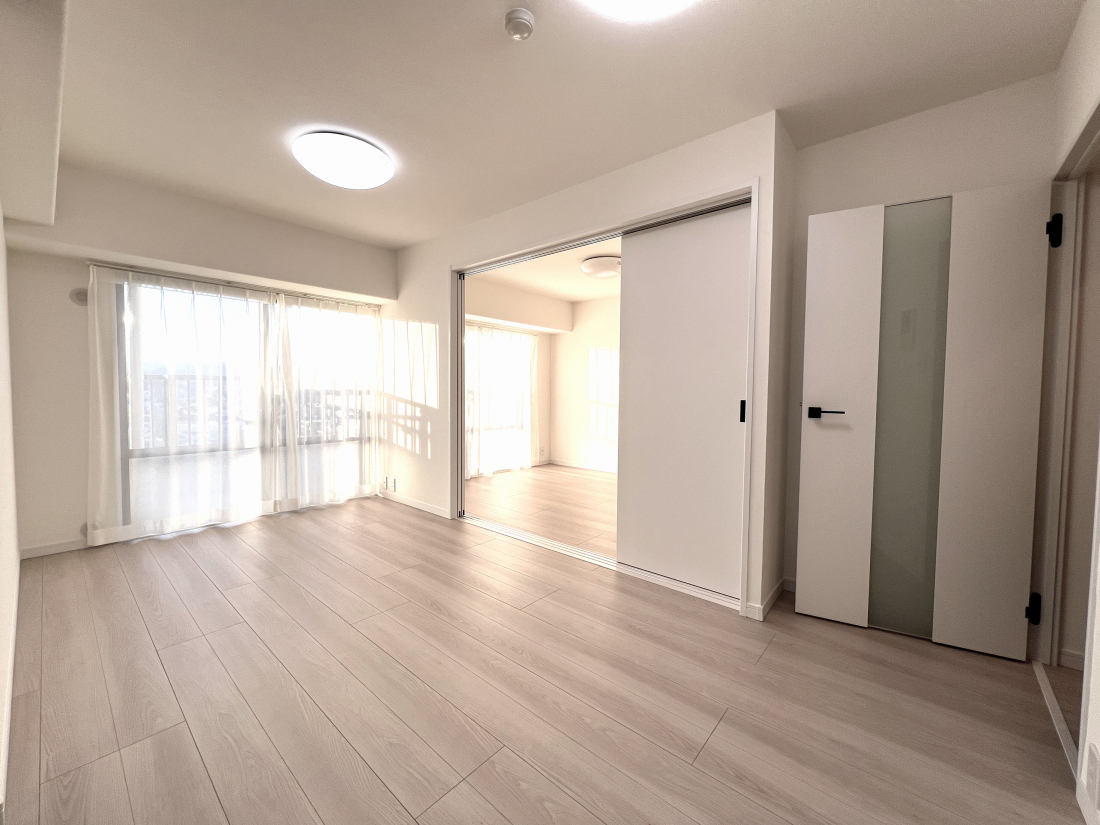 �����s�����q�s�Ǖ��������q�s���R��ꏬ�w�Z�����q�s���c���w�Z�̒��Ã}���V�����̃��r���O