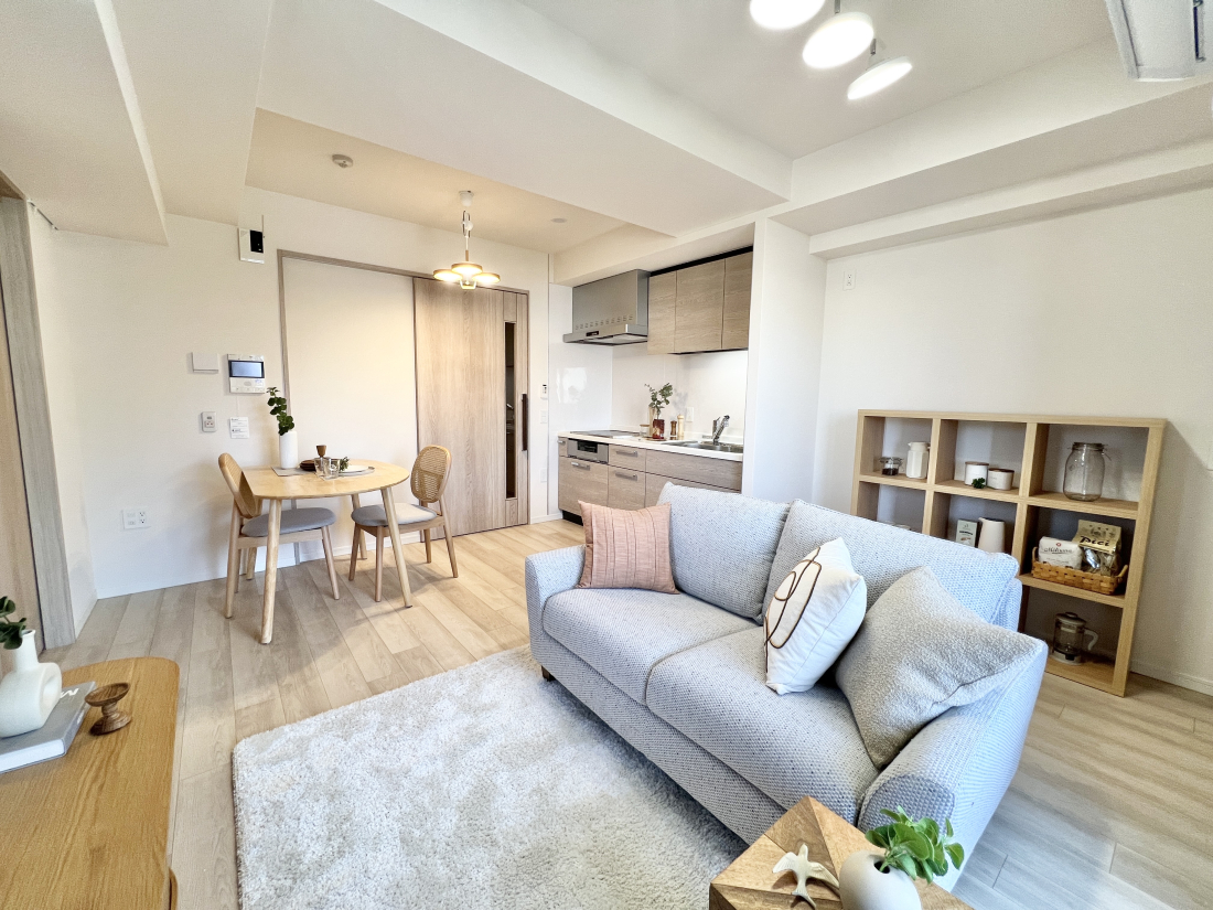 �����s�����q�s��a�c��5���ڔ����q�s��\���w�Z�����q�s�Ђ�ǂ�R���w�Z�̒��Ã}���V�����̃��r���O