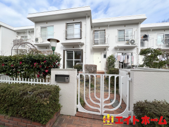 �����s�����q�s���c�������q�s�΂��u���w�Z�����q�s���c���w�Z�̒��Ã}���V�����̌��n�O�ώʐ^