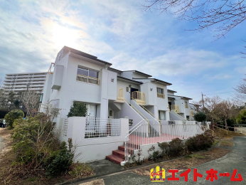 �����s�����q�s���c�������q�s��ꏬ�w�Z�����q�s��ܒ��w�Z�̒��Ã}���V�����̌��n�O�ώʐ^