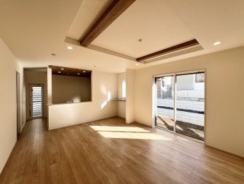 �����s�����q�s�k���1���ڂ̐V�z��ˌ��Ẵ��r���O