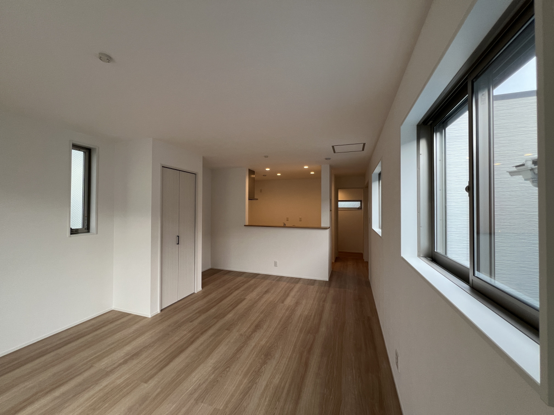 �����s�����q�s��a�c��1���ڂ̐V�z��ˌ��Ẵ��r���O