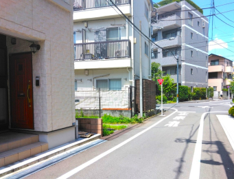 sqs_3ڂ̓yn̉摜