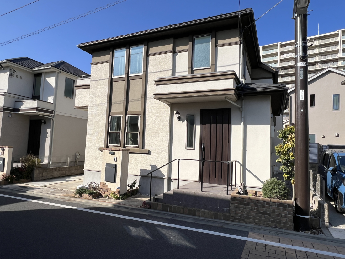 �����s�����q�s�q����1���ڂ̒��È�ˌ��Ă̌��n�O�ώʐ^