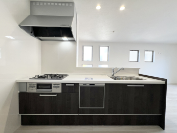 �����s����s�����R5���ڂ̐V�z��ˌ��ẴL�b�`��