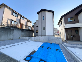 �����s�����q�s���q2���ڂ̐V�z��ˌ��Ă̌��n�O�ώʐ^