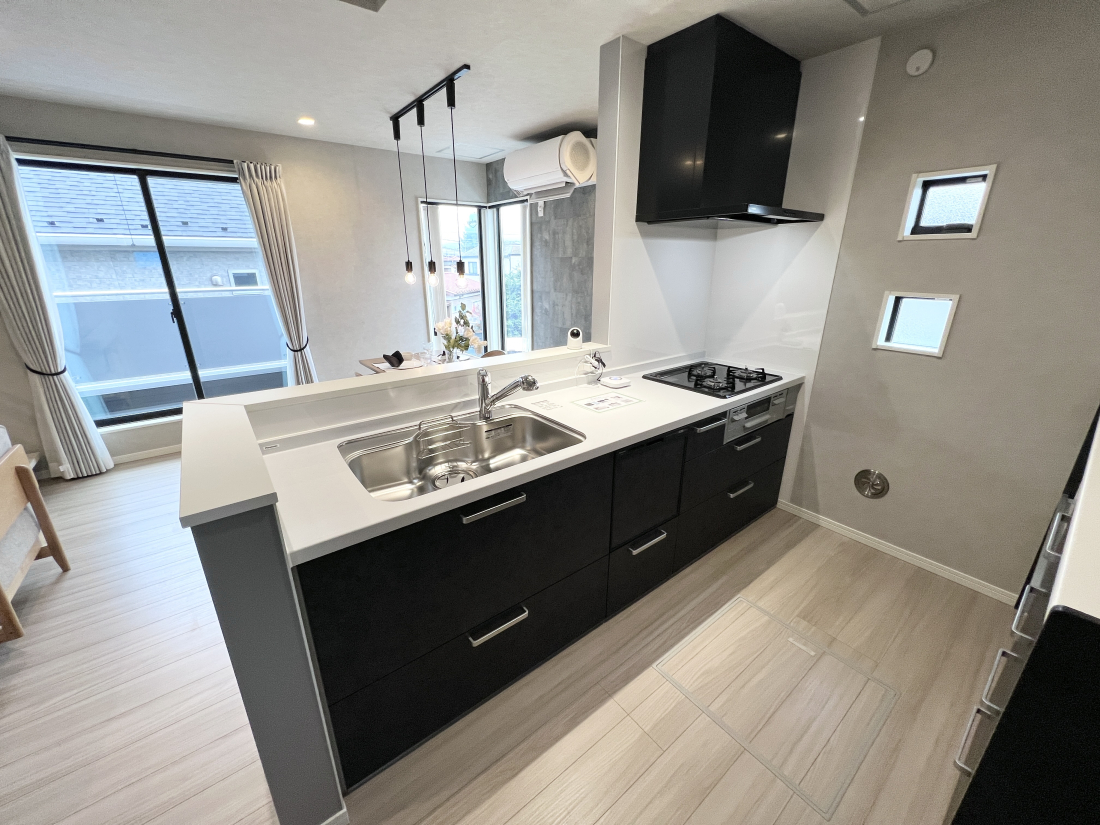 �����s�����q�s�茴���̐V�z��ˌ��ẴL�b�`��