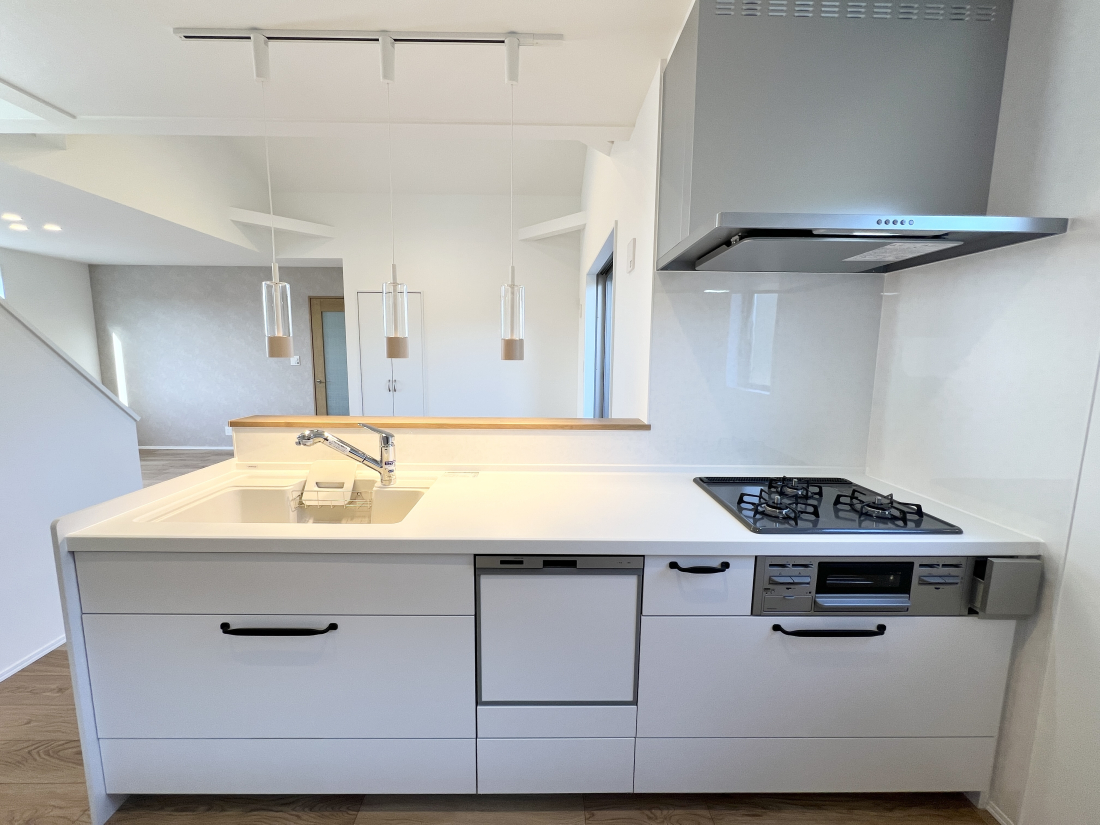 �����s�����q�s����쒬�̐V�z��ˌ��ẴL�b�`��