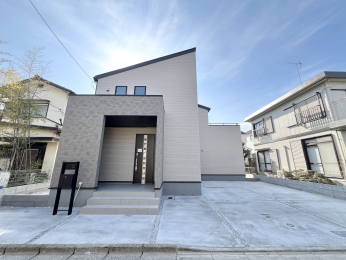 �����s�����q�s�򒬂̐V�z��ˌ��Ă̌��n�O�ώʐ^