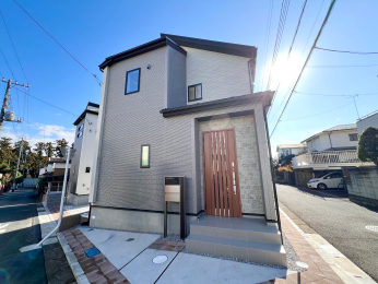 �����s�����q�s�U�c��2���ڂ̐V�z��ˌ��Ă̌��n�O�ώʐ^