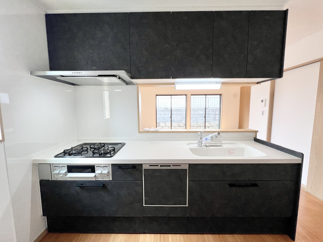 �����s�����q�s�������q��3���ڂ̐V�z��ˌ��ẴL�b�`��