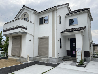 �����s�����q�s���P�u2���ڂ̐V�z��ˌ��Ă̌��n�O�ώʐ^