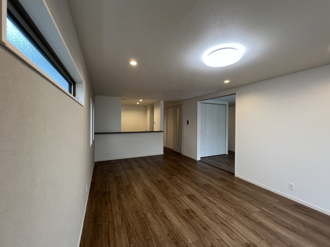 �����s�����q�s���P�u2���ڂ̐V�z��ˌ��Ẵ��r���O