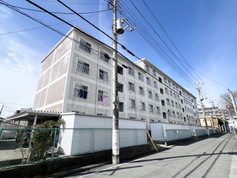 �����s�����q�s���_��1���ڔ����q�s��l���w�Z�����q�s��ܒ��w�Z�̒��Ã}���V�����̌��n�O�ώʐ^