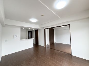 �����s�����q�s�U�c��5���ڂ̒��Ã}���V�����̃��r���O