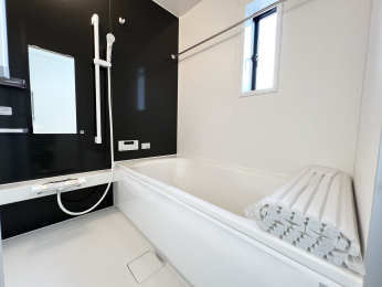 �����s�����q�s������̐V�z��ˌ��Ă̗���