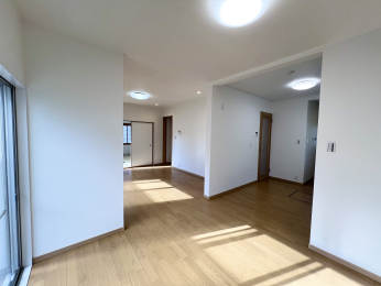 �����s�����q�s�k���1���ڂ̒��È�ˌ��Ẵ��r���O