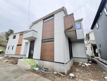 �����s�����q�s�Бq���̐V�z��ˌ��Ă̌��n�O�ώʐ^