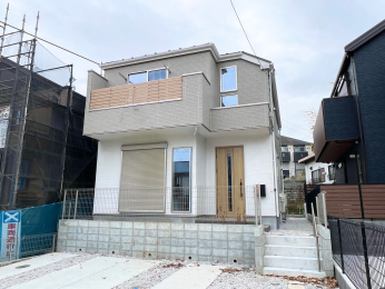 �����s�����q�s���[���̐V�z��ˌ��Ă̌��n�O�ώʐ^