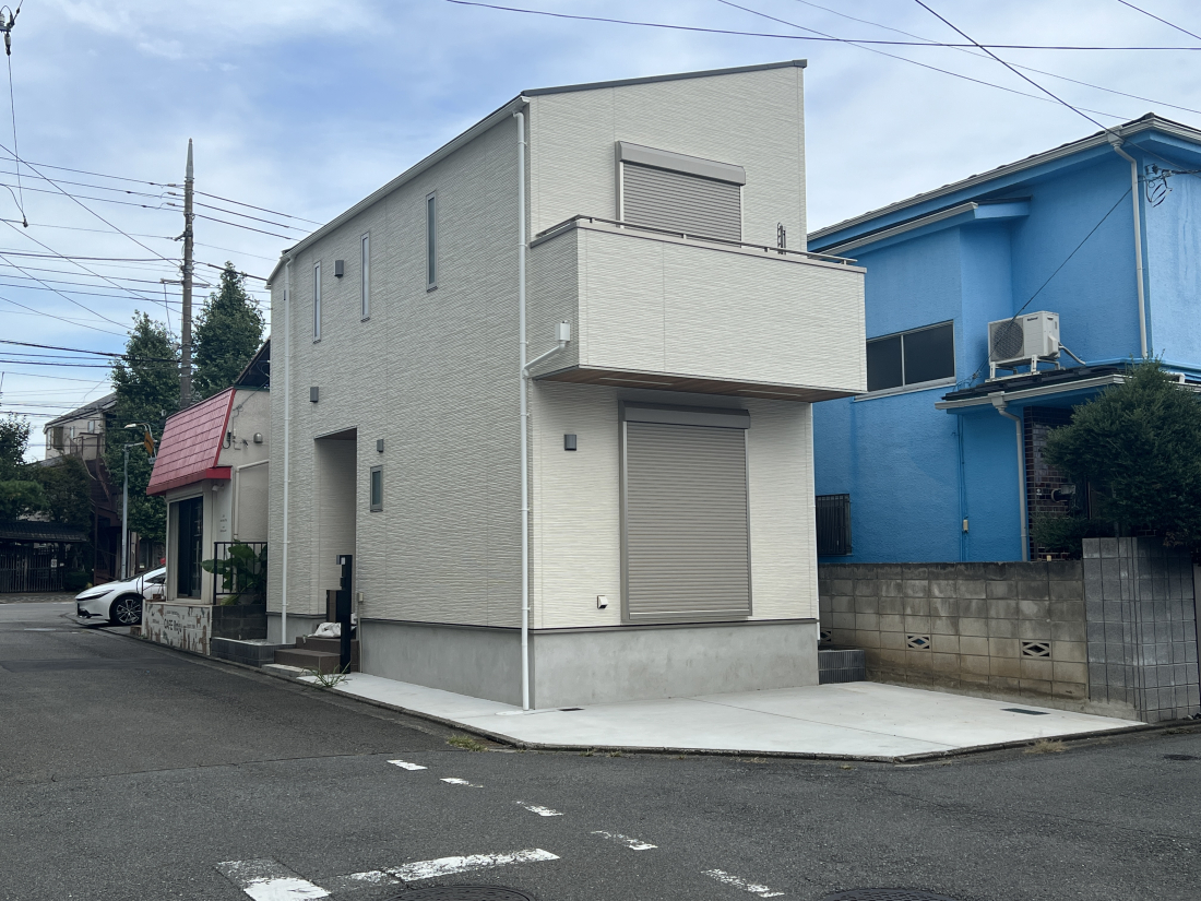 �����s�����q�s��a�c��1���ڂ̐V�z��ˌ��Ă̌��n�O�ώʐ^