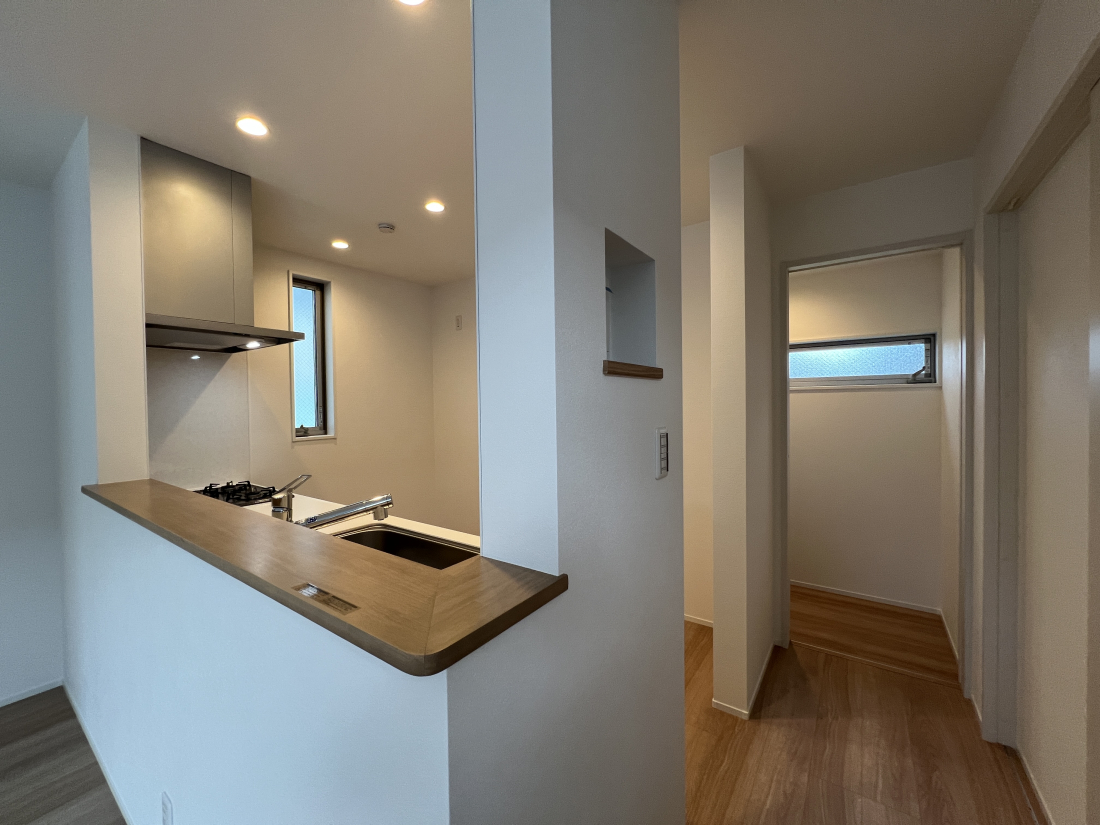 �����s�����q�s��a�c��1���ڂ̐V�z��ˌ��ẴL�b�`��