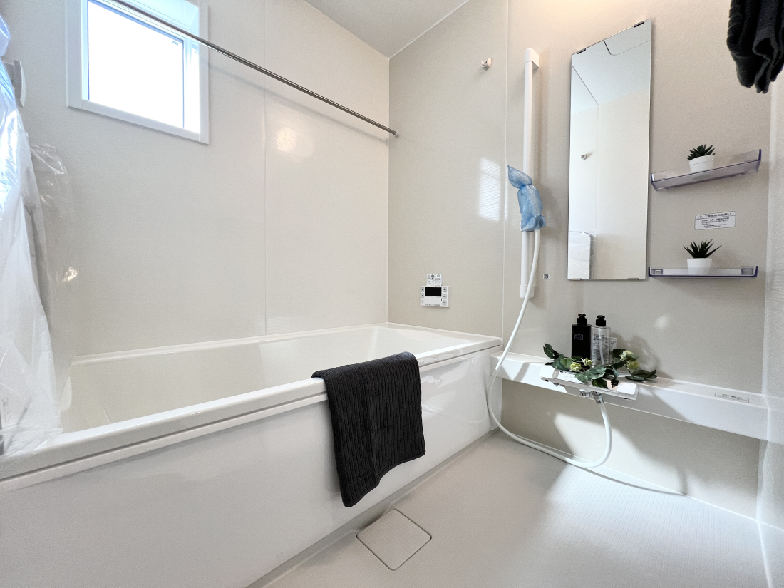 �����s�����q�s��y�����̐V�z��ˌ��Ă̗���